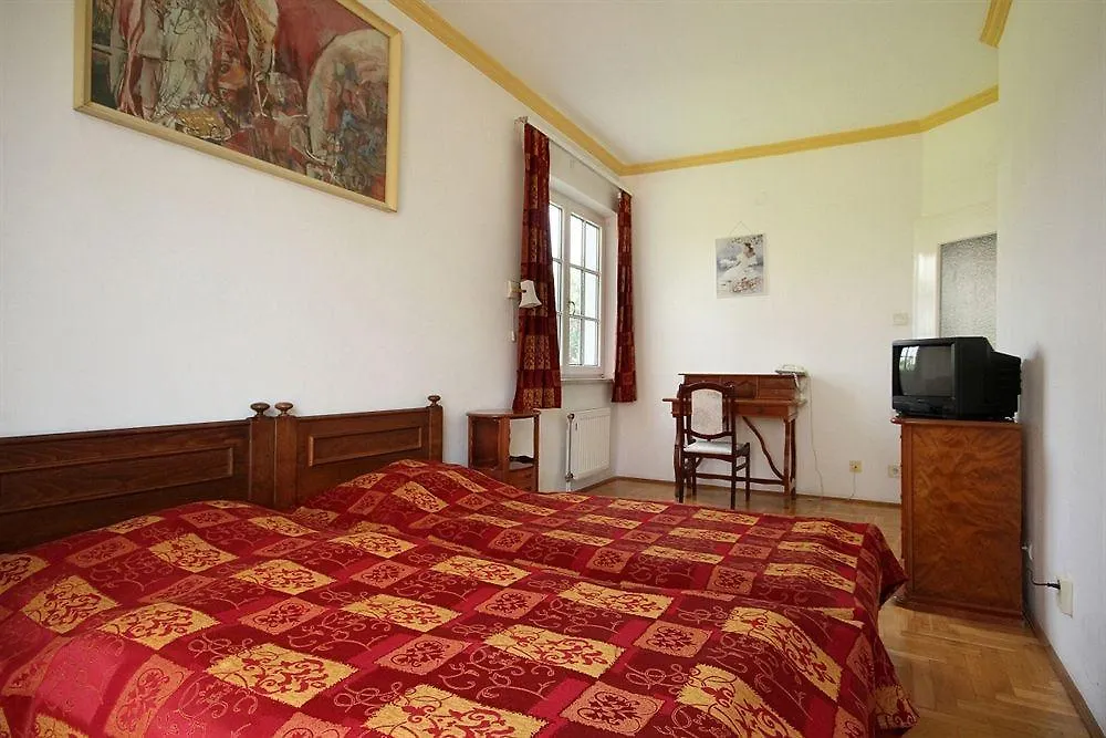 Villa Korda Budapest Hotel