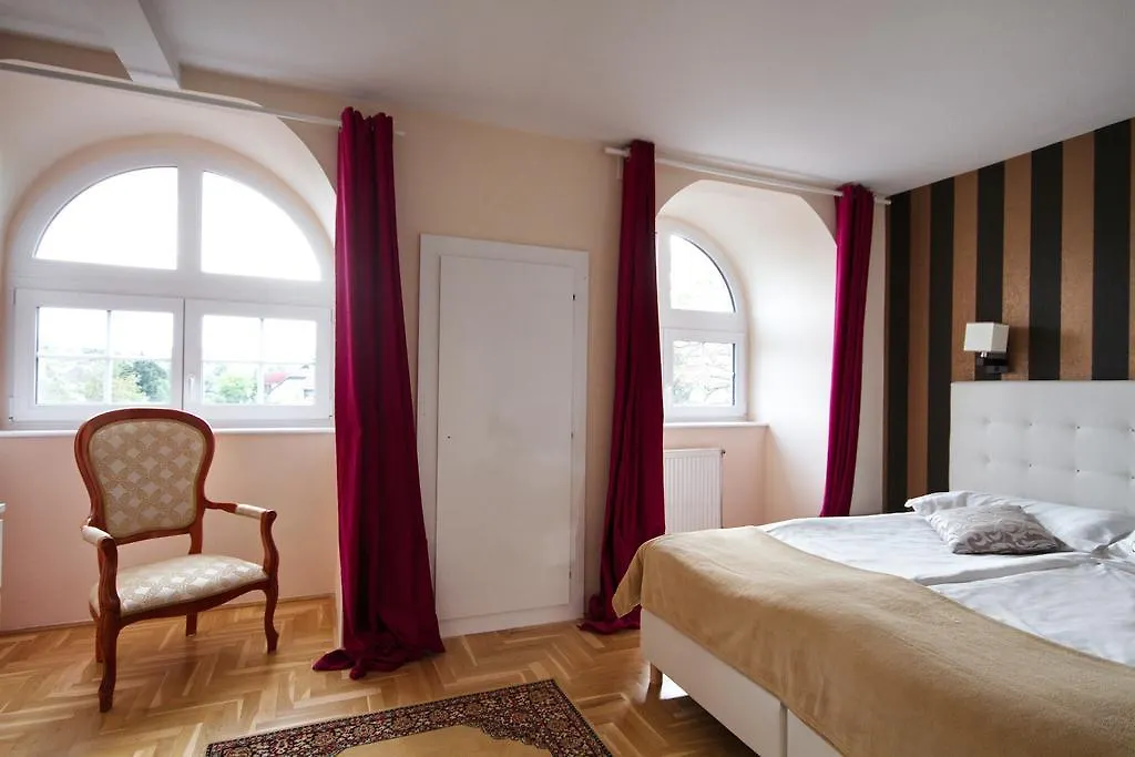 Villa Korda Budapest Hotel