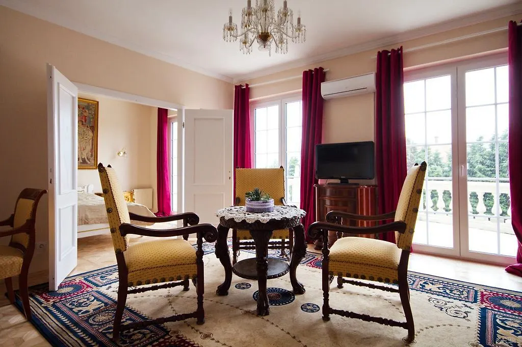 Villa Korda Budapest Ungarn